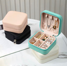Load image into Gallery viewer, Personalized Jewelry Boxes,Travel Case for Bridesmaids,Leather Jewelry Box,Custom Jewelry Case,Bridesmaid Proposal gifts,Bridal Party Gift
